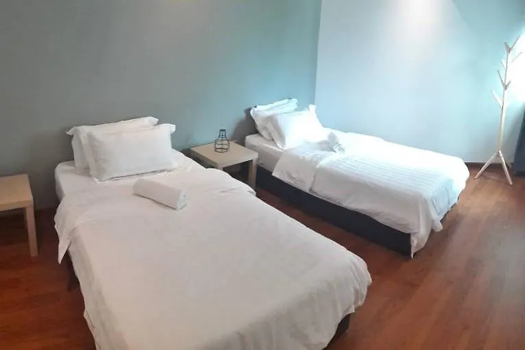 Sunset Seaview Vacation Condos @ Crystal Condo Kota Kinabalu Holiday home
