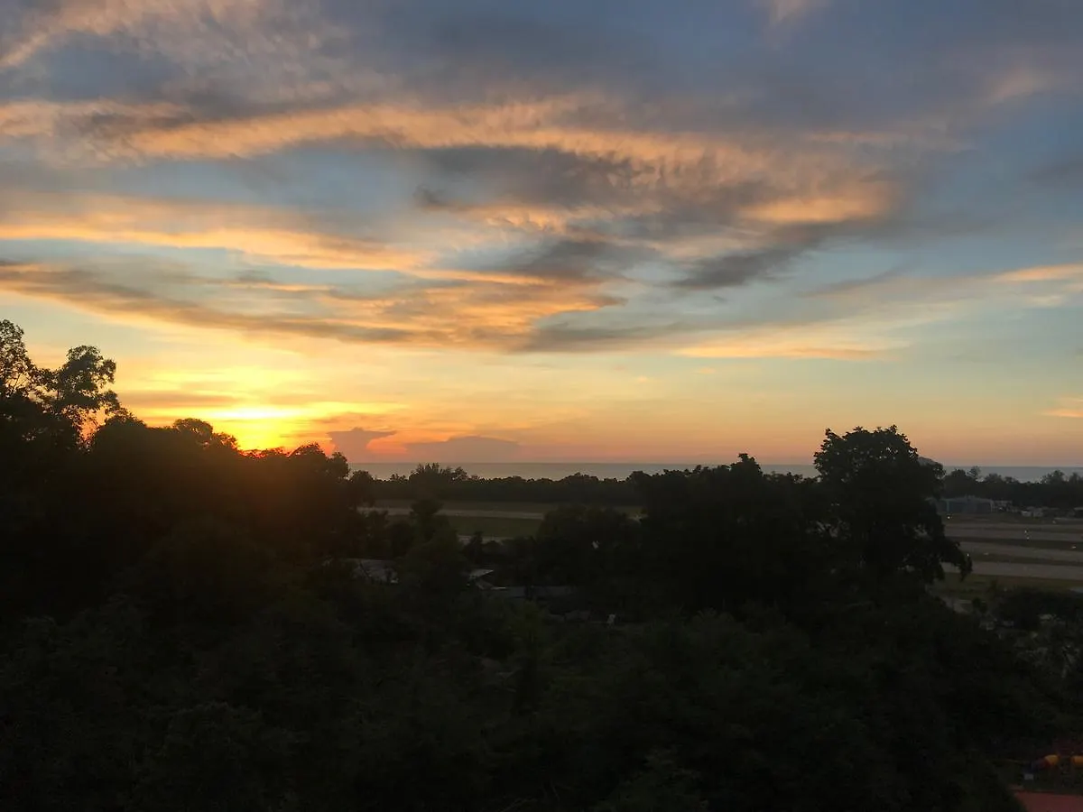 Sunset Seaview Vacation Condos @ Crystal Condo Kota Kinabalu Holiday home